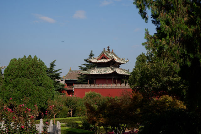解州關帝廟，跟隨孫悟空遊覽這座古建築。