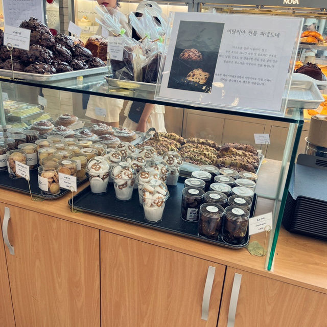 속초 바다 뷰가 너무 예쁜 감성 대형 베이커리 카페 보사노바 커피로스터스 ☕️