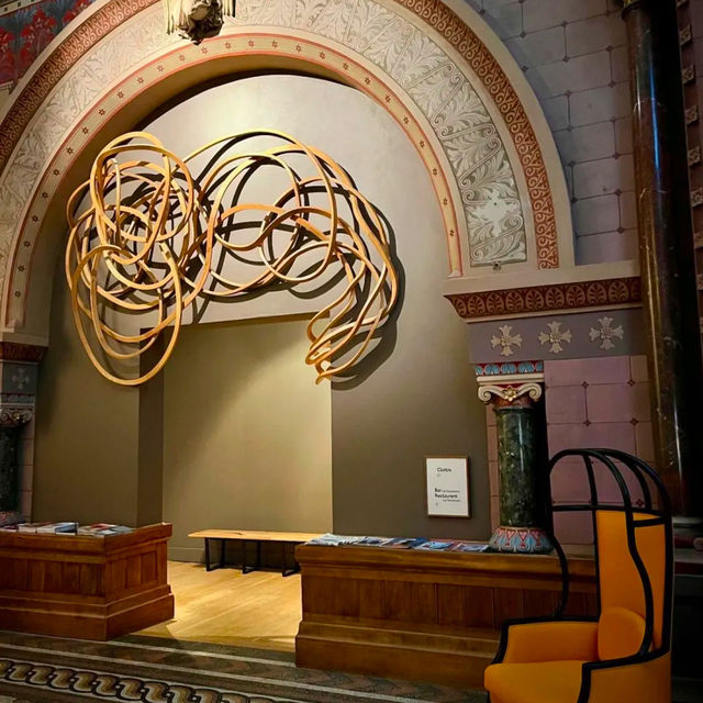 Luxurious and history hotel in Lyon France 