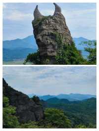 登山遠望：馬仁奇峰