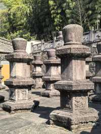 東谷塔林