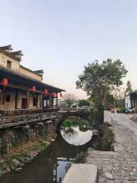 雲語·未來|智能度假酒店（宏村風景區店）