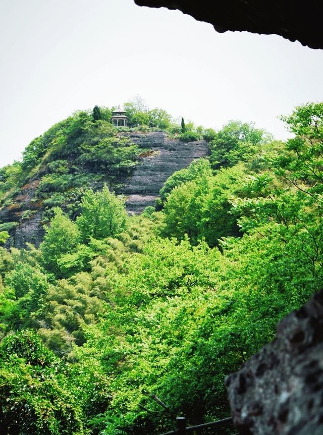 浙江呢座山，少人過黃山，仲更加刺激！