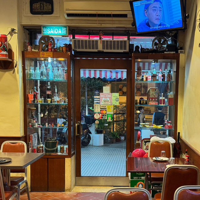 🇲🇴澳門夜韻 | 街燈晚餐的浪漫時光✨