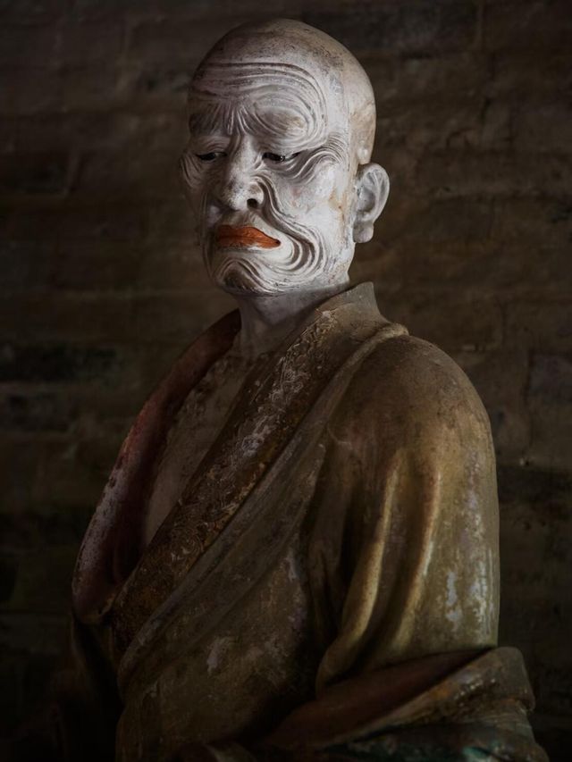 被山西古寺的羅漢彩塑震撼到了！