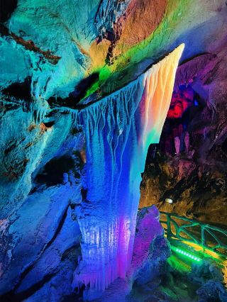 Weekend Getaway for Working Professionals: Stop 47 - Yunfu, Guangdong