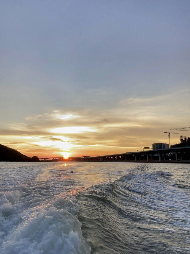 🌊香港東涌尾波衝浪，刺激拉滿！