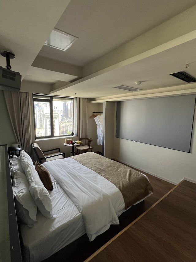 挖到寶！解放碑呢間江景酒店我可以住到天荒地老