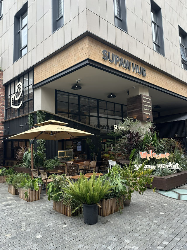 Café & Dining Paradise in Shenzhen