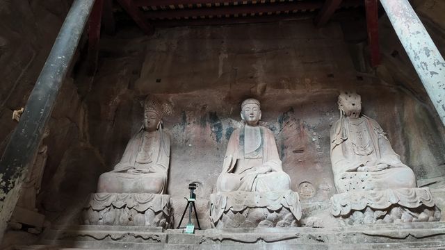 安岳石窟穿越指南｜千年佛光裡的唐宋美學暴擊