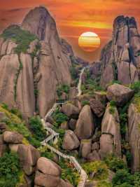 這是我今年爬過最震撼的山,喜歡名山大川的別錯過~