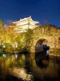 鹽官入夜,一幅被燈火喚醒的古畫