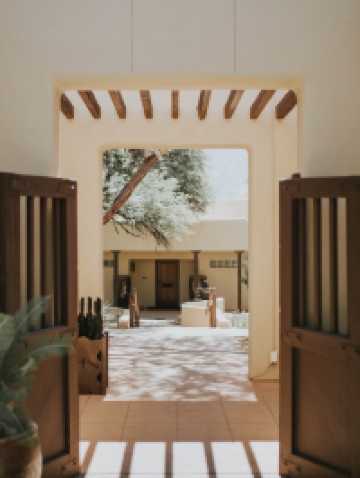 沙漠中的奢華綠洲