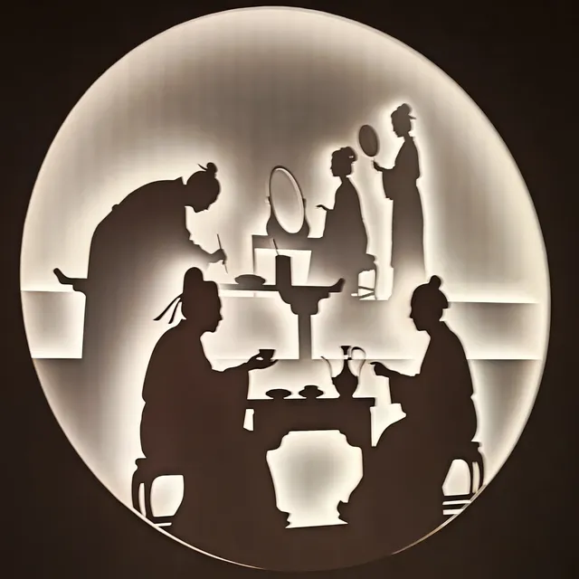 上博帶娃讀懂 “黑與犀” 的千年美學 上博帶娃讀懂 “黑與犀” 的千年美學