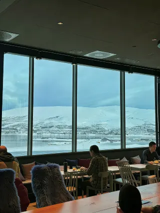 Tromsø! The No.1 hotel with a window view in my heart
