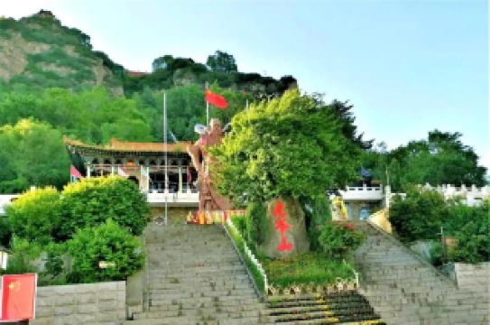 노야산｜기련 여맥의 천년 문맥과 웅장한 화폭