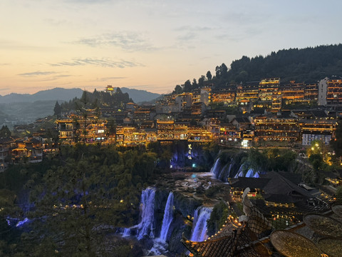 芙蓉鎮（Furong Town） | Trip.com