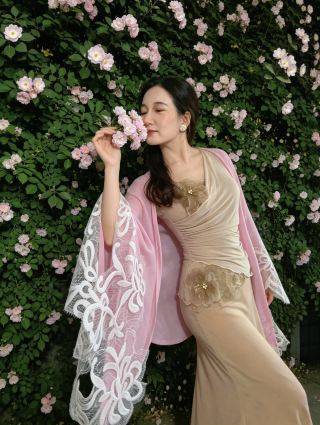 Yixing's Legendary Taihu Greenway Rose Sea: Free Admission, Rush to See! 🏃♀️