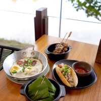 清邁平價酒店【Rarin Jinda】特色泰北早餐店Deck One 