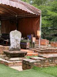 มาไหว้พระที่วัดปรางค์หลวง สร้างในสมัยอยุธยา นนทบุรี