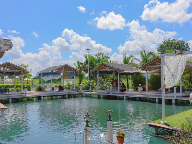 โรงนาคาเฟ่ กำแพงเพชร