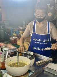 ปลาหมึกย่าง เจ๊หวิน 🌶️🐙 ตลาดนัดเซนทริค จันทบุรี 