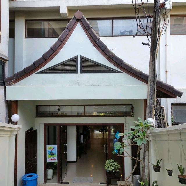 🇱🇦ラオス ヴァンヴィエン【Silver Naga Hotel】立地、部屋からの景色、ホスピタリティが最高!!