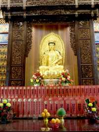 Kek Lok Si วัดจีนที่ยิ่งใหญ่บนเกาะปีนัง ⛰️
