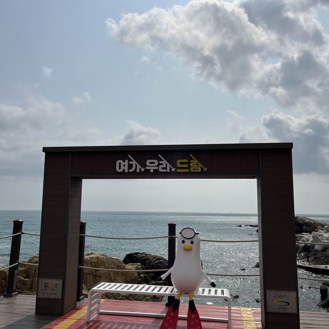 부산 기장 가볼만한 곳 ‘죽성드림세트장(죽성성당)‘