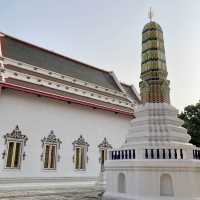 เที่ยวชมวัดนางชี