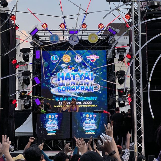 HATYAI Midnight Songkran 💦