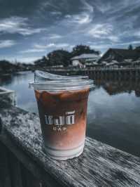 ชงดี by C.A.P(บุณยัษฐิติวิลล่า)คาเฟ่ริมน้ำจันทบูร