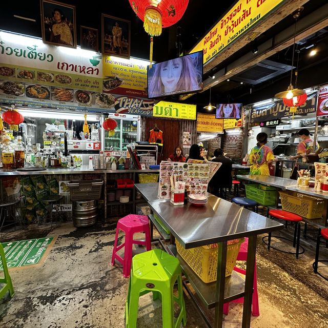 玩味十足大水桶啤酒泰國料理@新橋