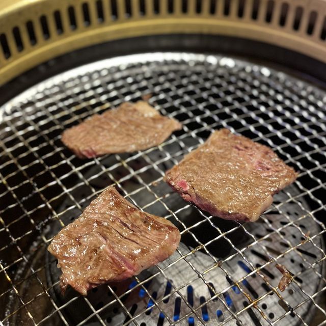 名古屋旅行でずっと気になってたところ行けた🥩