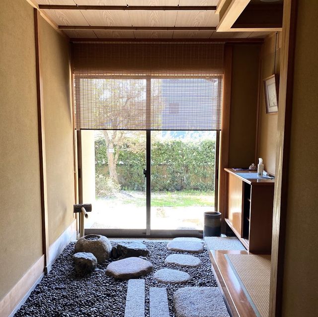 金沢 お食事も美味しい老舗の温泉宿🐥