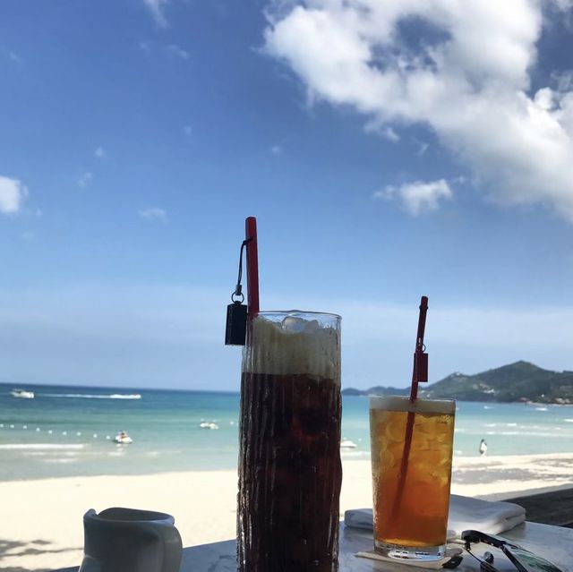 📚🏨🏖️ 求知度假！探索圖書館酒店，享受私人沙灘的閱讀樂趣！📖🏝️🏛️
