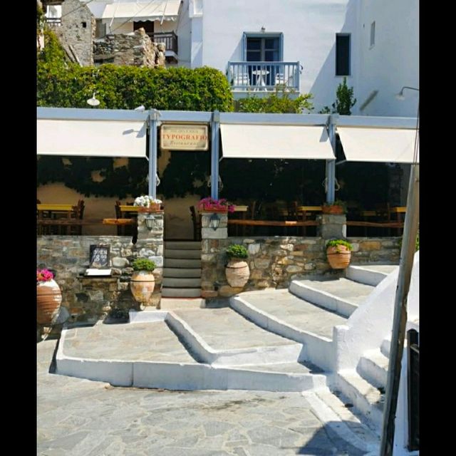 RESTAURANT WITH EXCELLENT SERVICE IN NAXOS!