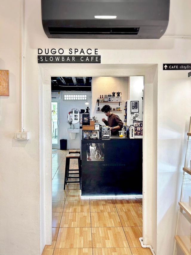 กาแฟเข้มข้น ที่ MEJAI JEWELRY STUDIO เมืองจันท์