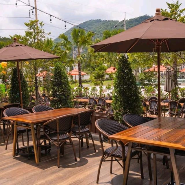 ร้านสเต็กเนื้อ ยืนหนึ่งเขาใหญ่ Studer Restaurant
