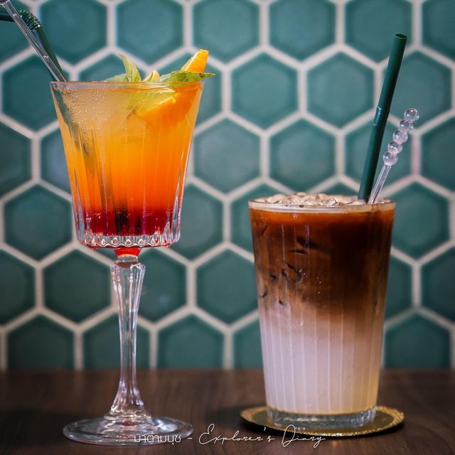 ร้านกาแฟ สไตล์วินเทจย่านเมืองเก่าภูเก็ต 