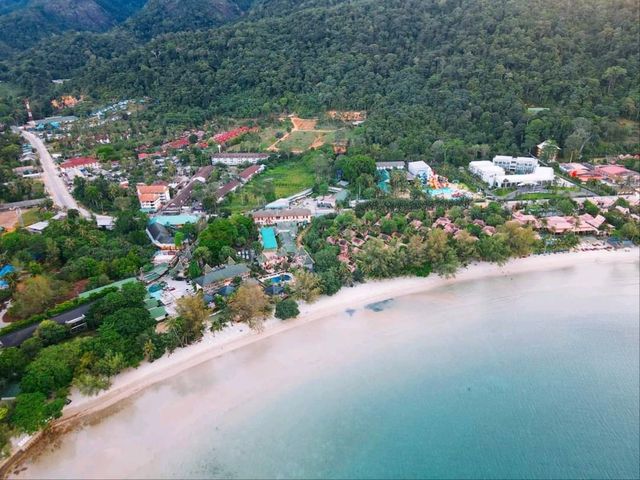 🏖 ซัมเมอร์นี้เก็บกระเป๋าไปนอนชิลเกาะช้าง