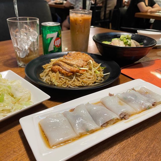 彌敦道茶餐廳～道地港式美味