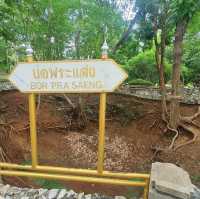 เที่ยวชมบ่อเหล็กน้ำพี้โบราณ