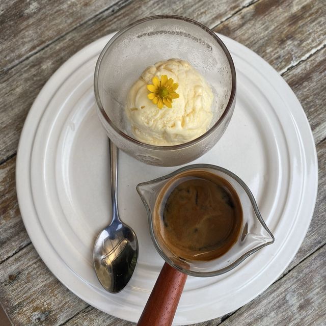 Mangrove​ Bungalow​ &​ Restaurant​