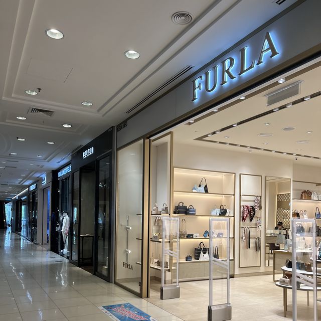 Gurney Plaza ห้างสรรพสินค้าใหม่และน่าเดินในปีนัง