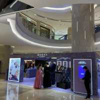 Huge shopping mall in Orchard: Ion Orchard 