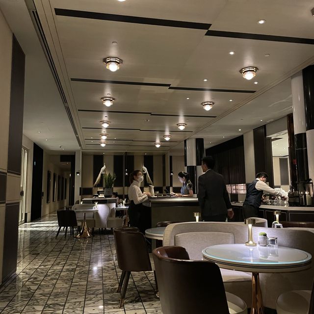 Holt’s Cafe, Rosewood Hong Kong