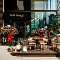 Light Capture Cafe