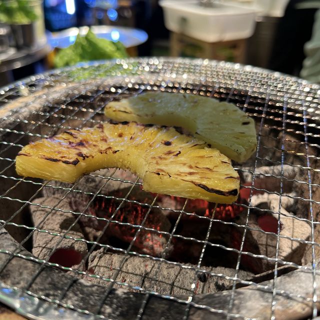 新鮮即磨生葵，生菜包燒肉簡直一流！