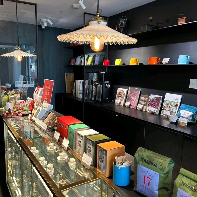 在韓國品嚐精品咖啡☕️要到 TERAROSA COFFEE